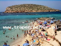 Ibiza to wyspa hiszpańskiego archipelagu Baleary. Jest jednym z głównych ośrodków turystycznych w Hiszpanii. Nazywana jest \