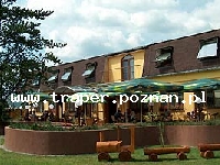 Pensjonat AGROTHERMAL ** w Beszeniowej - Bešeňova - Słowacja posiada: - 20 pokoji o podwyższonym standardzie, kompletnie urządzone i wyposażone / 14 pokoji 2 osobowych, 2 - 3 osobowe, oraz 4 apartmenty 2 + 2 / - każdy pokój oraz apartmenty posiadają:  własną łazienkę i WC, telewizor z sygnałem SAT do dyspozycji w każdym pokoju. Pensjonat ** AGROTHERMAL, znajduje się w otoczeniu wspaniałego środowiska, jednego z najpiękniejszych regionów Słowacji na Liptove, w miejscowości Besenova. Z Pensjonatu Agrothermal jest zaledwie 10 minut /pieszo/ od termalnego kąpieliska w Besenovej, czynnego przez cały rok. W pobliżu ok. 30 minut jazdy samochodem, znajduję się powyżej 60 wyciągów narciarskich, oraz najbardziej znane ośrodki narciarskie w Słowacji (Malinô Brdo, Demänovská dolina, Donovaly, Kubinska Hola, Lucivna, Liptovske Revuce, Opalisko, Ziarska dolina) oferujące idealne warunki narciarskie i snowboardowe. Bliskie okolice oferują również różne możliwości turystyczne, dla turystyki pieszej i rowerowej.
 