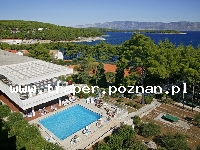 Wyspa Hvar znajduje się na liście dziesięciu najpiękniejszych wysp świata. Chorwacja. Hvar jest najbardziej nasłonecznioną z wysp chorwackich, nazywana 