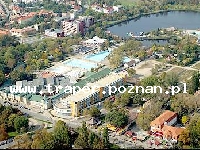 Hajduszoboszló tutaj znajduje się największy w Europie kompleks wodny Hungarospa. Olbrzymie kąpielisko z wieloma basenami termalnymi, z falami, rekreacyjnymi, pływackimi, basenami leczniczy
