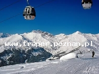 Region narciarski Zillertal to członek klubu Top Ski Austria wspólnie z pozostałymi 16 stacjami narciarskimi będącymi klejnotami w koronie narciarstwa alpejskiego. Dolina Zillertal to po pr