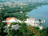 Keszthely to miasto z historią położone nad Balatonem od około 800 lat, na zachodzie Węgier. Zabytkowa zabudowa miejska w Keszthely to również muzeum Pałac Festeticsów położony 