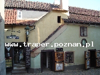 Praga to stolica Czech, siedziba prezydenta, administracji i władzy Republiki Czeskiej, centrum polityczne, ekonomiczne, administracyjne i kulturalne a równocześnie największe, najbardziej z