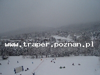 Harrachov to miejscowość narciarska położona w Karkonoszach, dobre warunki śniegowe i atrakcyjne trasy czekają na narciarzy. Wygodne wyciągi krzesełkowe typu kanapa wwożą narciarzy na Czarci