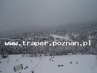 Harrachov to miejscowość narciarska położona w Karkonoszach, dobre warunki śniegowe i atrakcyjne trasy czekają na narciarzy. Wygodne wyciągi krzesełkowe typu kanapa wwożą narciarzy na Czarci