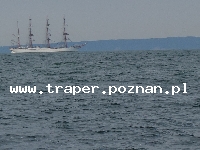 Rugia niemiecka wyspa położona na południowym Bałtyku. Posiada urozmaiconą linię brzegową z wieloma zatokami i półwyspami, pięknymi plażami i wspaniałymi klifami. Na Rugii mozna posa