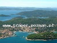 Kukljica położona jest na wyspie Pasman. WYSPY PASMAN, Ugljan rozciągające się na przestrzeni ok. 42 km - to dwie zielone wyspy położone naprzeciwko miast: Zadar oraz Biograd nad Moru, z kt&oac