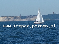 Rugia niemiecka wyspa położona na południowym Bałtyku. Posiada urozmaiconą linię brzegową z wieloma zatokami i półwyspami, pięknymi plażami i wspaniałymi klifami. Na Rugii mozna posa