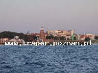 Kołobrzeg to miasto nadmorskie w północno - zachodniej Polsce w woj. zachodniopomorskim. Kołobrzeg jest również znanym polskim uzdrowiskiem.