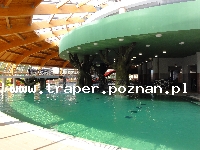 Hajduszoboszló tutaj znajduje się największy w Europie kompleks wodny Hungarospa. Olbrzymie kąpielisko z wieloma basenami termalnymi, z falami, rekreacyjnymi, pływackimi, basenami leczniczy