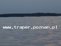 Rugia niemiecka wyspa położona na południowym Bałtyku. Posiada urozmaiconą linię brzegową z wieloma zatokami i półwyspami, pięknymi plażami i wspaniałymi klifami. Na Rugii mozna posa