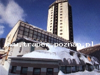 Pec pod Śnieżką to kurort górski, zimą narciarski położony po czeskiej stronie Karkonoszy w dolinie górskiej u stóp Śnieżki. Na końcu doliny znajduje się sporo wyciąg&o