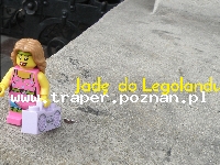 Billund to miasto położone w Danii, gdzie powstała firma zabawkarska Lego, założona przez Ole Kirk Christiansena. Tuta załozono również pierwszy park rozrywki Legoland, wesołe miasteczk