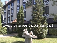 Gyula latem to nie tylko uzdrowisko ale i pulsujący, tętniący życiem cel podróży, położony najdalej na południu Węgier. Odwiedzają je wszyscy miłośnicy słońca, ciepłej wody i dob