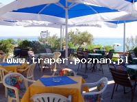 Wyspa Ugljan jest położona w Dalmacji, naprzeciw Zadaru. Ugljan posiada połączenie promowe z Biogradem i Zadarem. Nazwa wyspy pochodzi od oliwek i oliwy wytwarzanej tutaj od wieków. Na wysp