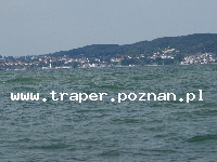 Rugia niemiecka wyspa położona na południowym Bałtyku. Posiada urozmaiconą linię brzegową z wieloma zatokami i półwyspami, pięknymi plażami i wspaniałymi klifami. Na Rugii mozna posa