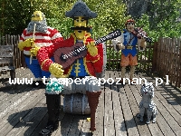 Legoland w Gunzburg położony jest w połowie drogi między Stuttgartem a Monachium. Najpiękniejszymi budynkami Legolandu są Zamek Neuschwanstein, Monachium stadion Allianz Arena, wieżowce we Fran