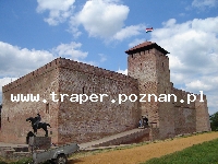 Gyula latem to nie tylko uzdrowisko ale i pulsujący, tętniący życiem cel podróży, położony najdalej na południu Węgier. Odwiedzają je wszyscy miłośnicy słońca, ciepłej wody i dob